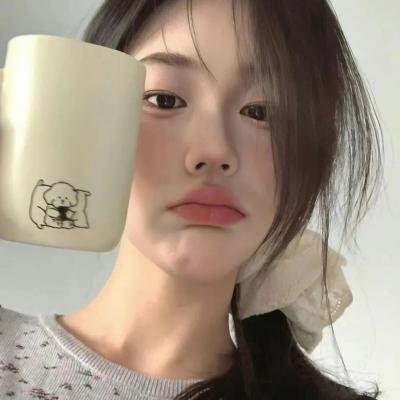 神秘女魔王